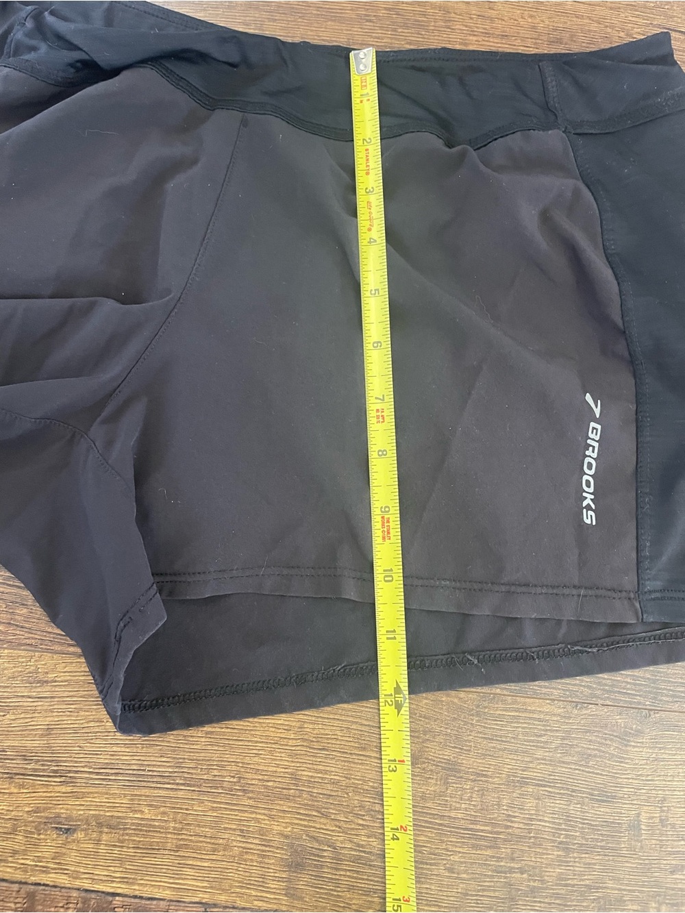 Brooks Women's Black Athletic Running Shorts Size Large Lightweight Lined - Picture 9 of 9
